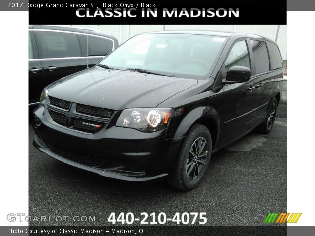 2017 Dodge Grand Caravan SE in Black Onyx