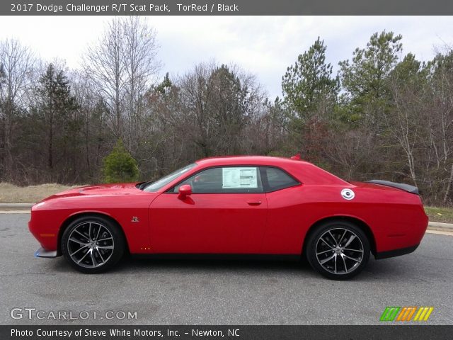 2017 Dodge Challenger R/T Scat Pack in TorRed
