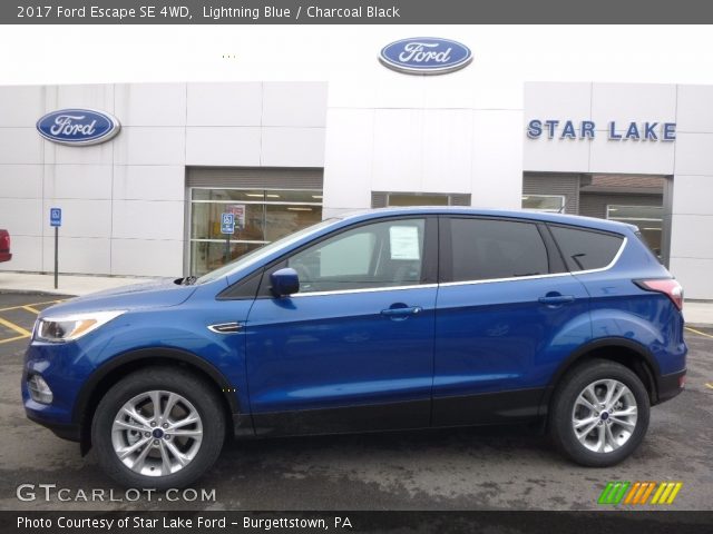 2017 Ford Escape SE 4WD in Lightning Blue