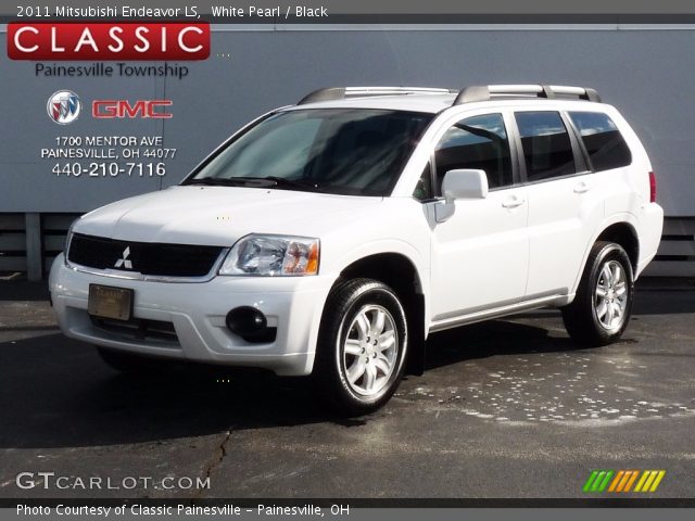 2011 Mitsubishi Endeavor LS in White Pearl