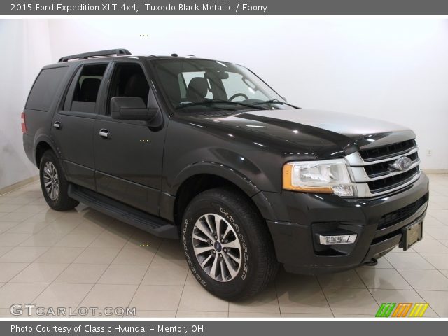 2015 Ford Expedition XLT 4x4 in Tuxedo Black Metallic