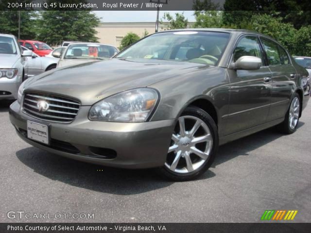 2004 Infiniti Q 45 Luxury Sedan in Royal Pewter