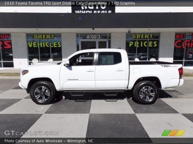 2016 Toyota Tacoma TRD Sport Double Cab in Super White