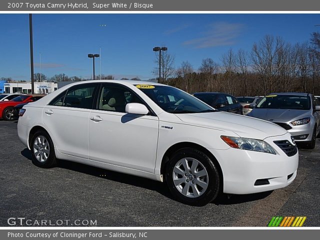 2007 Toyota Camry Hybrid in Super White