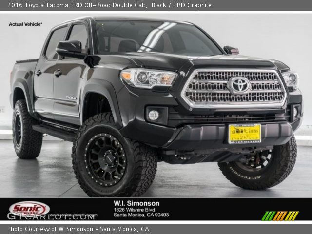 2016 Toyota Tacoma TRD Off-Road Double Cab in Black