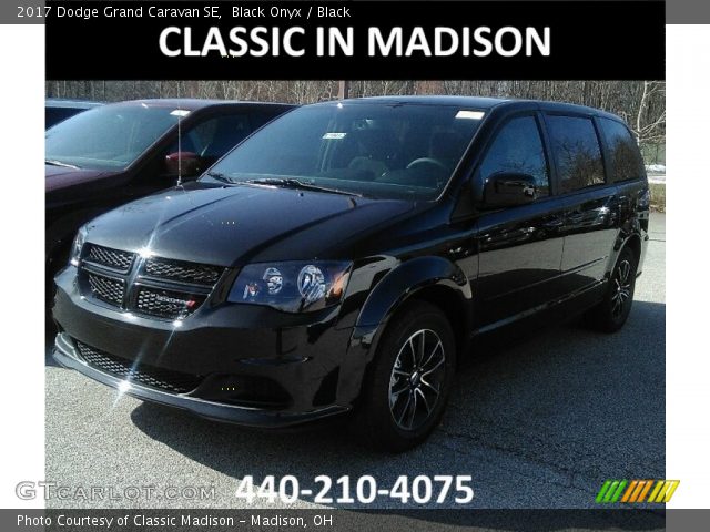2017 Dodge Grand Caravan SE in Black Onyx