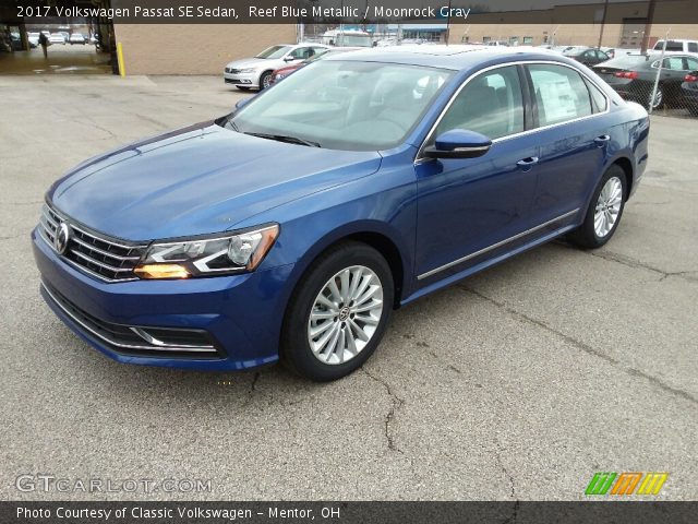 2017 Volkswagen Passat SE Sedan in Reef Blue Metallic