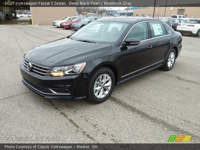 2017 Volkswagen Passat S Sedan in Deep Black Pearl
