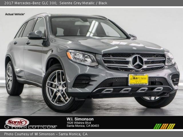 2017 Mercedes-Benz GLC 300 in Selenite Grey Metallic