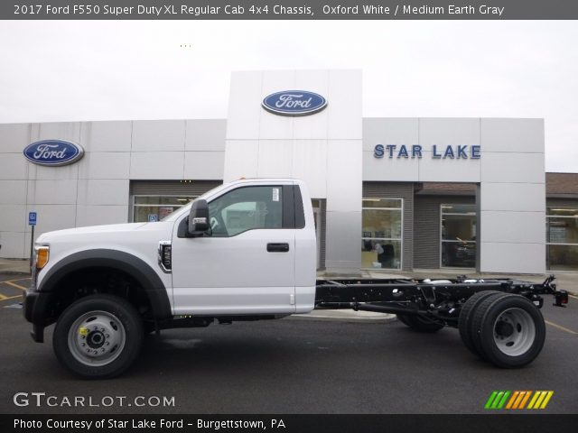 2017 Ford F550 Super Duty XL Regular Cab 4x4 Chassis in Oxford White