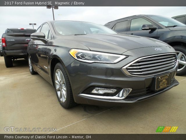 2017 Ford Fusion Hybrid SE in Magnetic