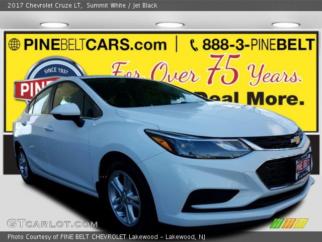 2017 Chevrolet Cruze LT in Summit White