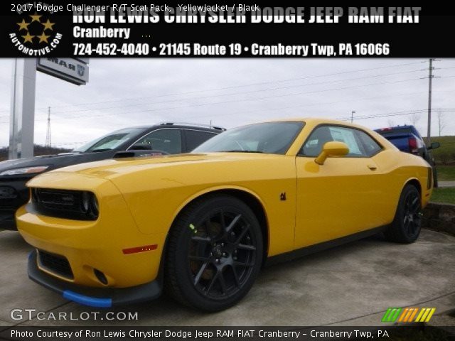2017 Dodge Challenger R/T Scat Pack in YellowJacket