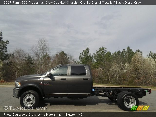 2017 Ram 4500 Tradesman Crew Cab 4x4 Chassis in Granite Crystal Metallic