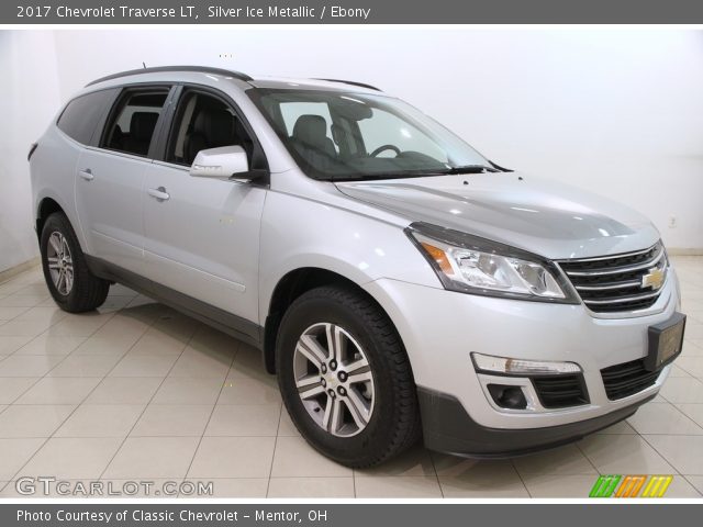 2017 Chevrolet Traverse LT in Silver Ice Metallic