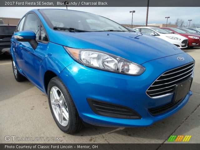 2017 Ford Fiesta SE Sedan in Blue Candy