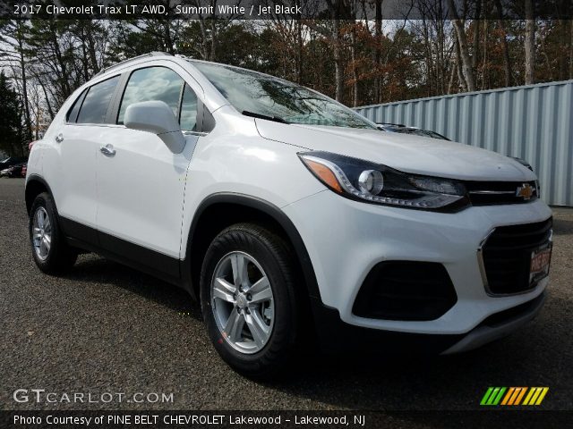 2017 Chevrolet Trax LT AWD in Summit White