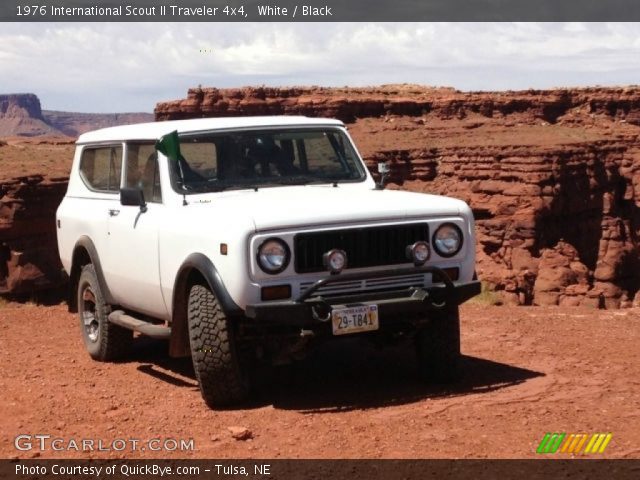 1976 International Scout II Traveler 4x4 in White