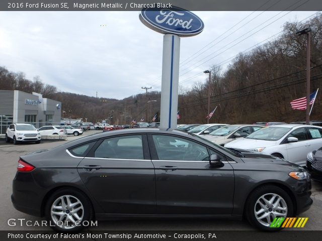 2016 Ford Fusion SE in Magnetic Metallic