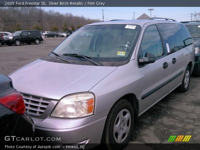 2005 Ford Freestar SE in Silver Birch Metallic