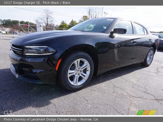 2017 Dodge Charger SE in Pitch-Black