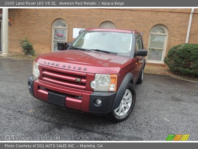 2005 Land Rover LR3 V8 SE in Alveston Red Metallic