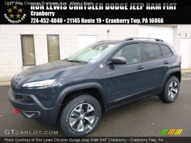 2017 Jeep Cherokee Trailhawk 4x4 in Rhino