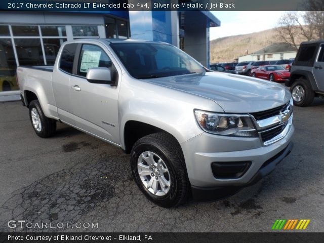 2017 Chevrolet Colorado LT Extended Cab 4x4 in Silver Ice Metallic