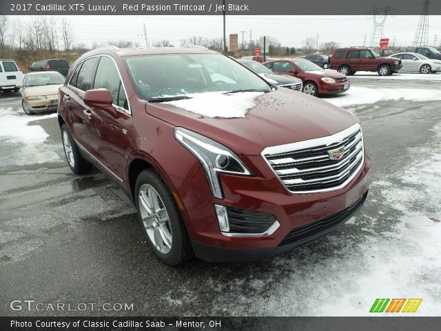2017 Cadillac XT5 Luxury in Red Passion Tintcoat