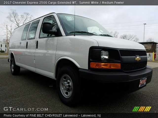 2017 Chevrolet Express 2500 Cargo Extended WT in Summit White