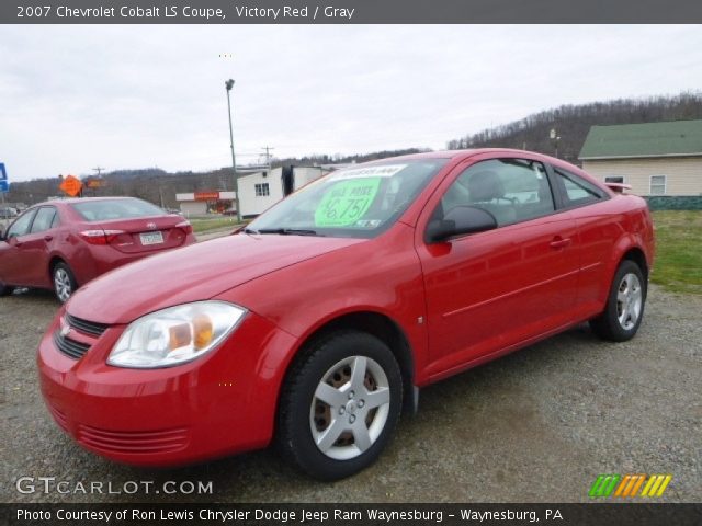 2007 Chevrolet Cobalt LS Coupe in Victory Red