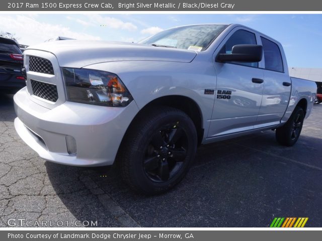 2017 Ram 1500 Express Crew Cab in Bright Silver Metallic