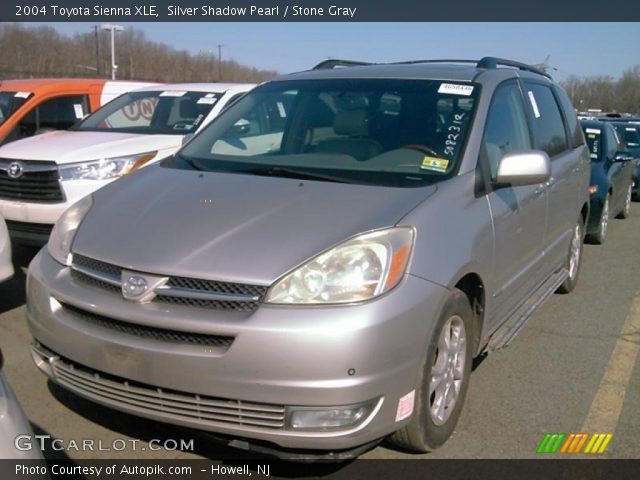 2004 Toyota Sienna XLE in Silver Shadow Pearl