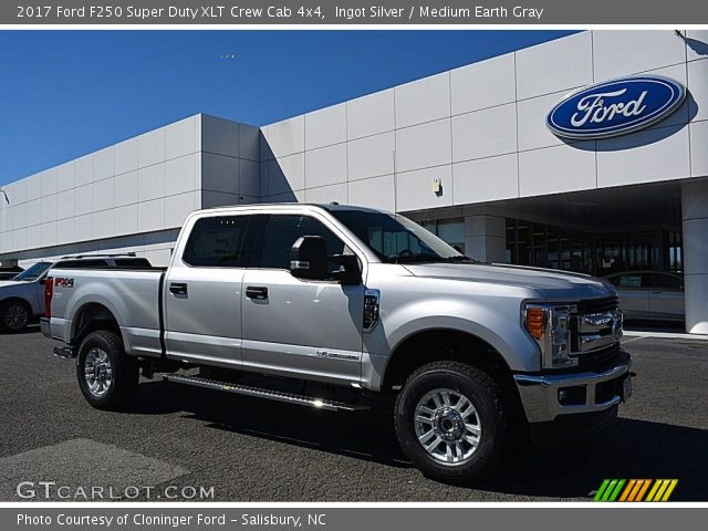 2017 Ford F250 Super Duty XLT Crew Cab 4x4 in Ingot Silver