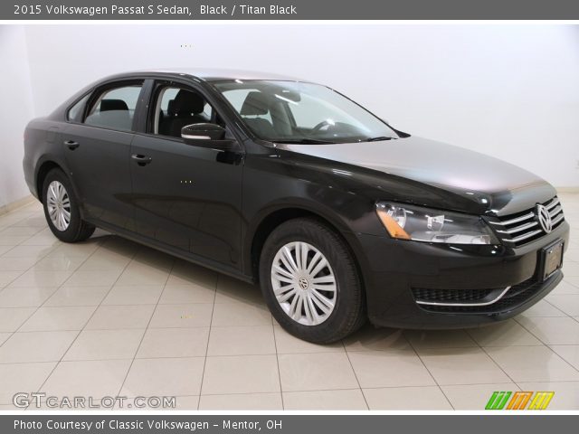 2015 Volkswagen Passat S Sedan in Black