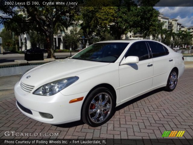 2002 Lexus ES 300 in Crystal White