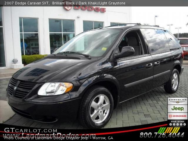 2007 Dodge Caravan SXT in Brilliant Black