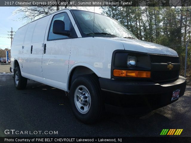 2017 Chevrolet Express 3500 Cargo WT in Summit White
