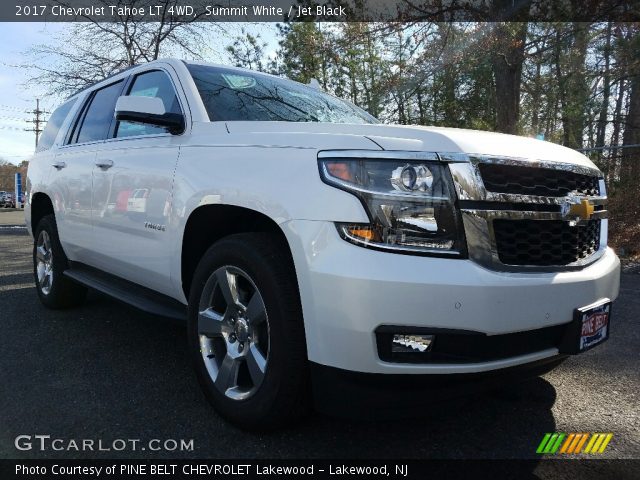 2017 Chevrolet Tahoe LT 4WD in Summit White