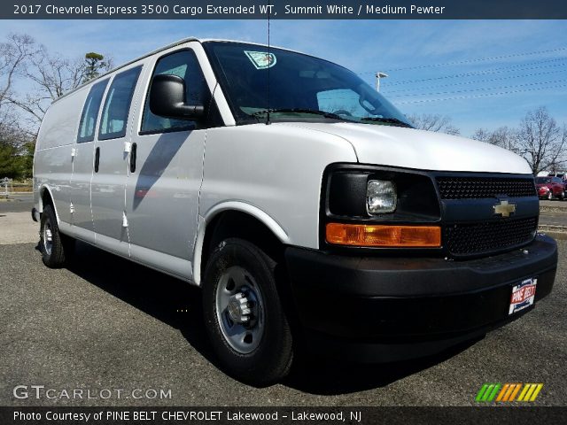 2017 Chevrolet Express 3500 Cargo Extended WT in Summit White