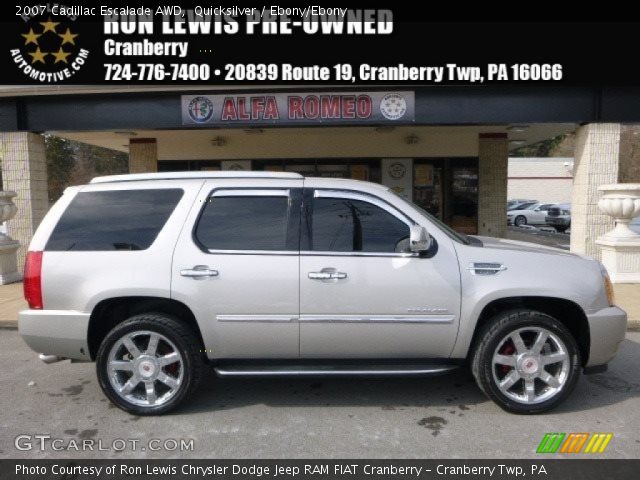 2007 Cadillac Escalade AWD in Quicksilver