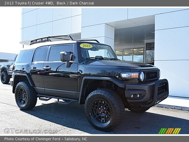 2013 Toyota FJ Cruiser 4WD in Black