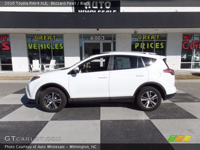2016 Toyota RAV4 XLE in Blizzard Pearl