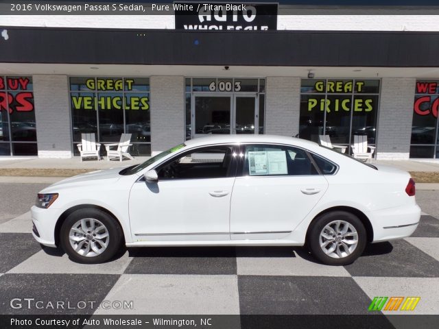 2016 Volkswagen Passat S Sedan in Pure White
