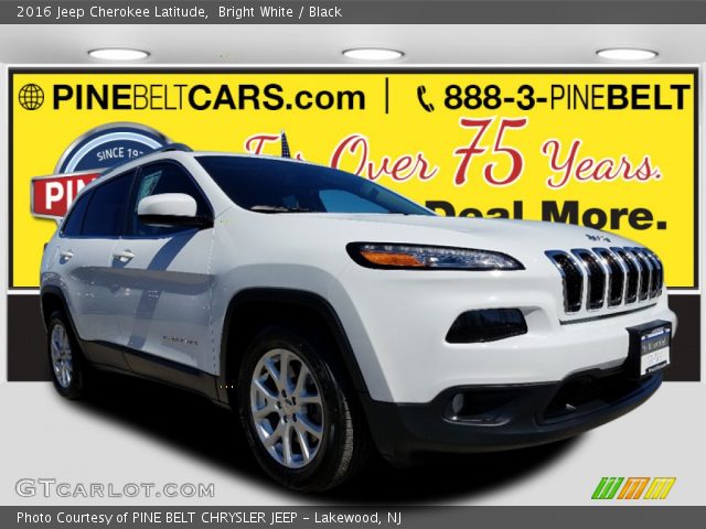 2016 Jeep Cherokee Latitude in Bright White
