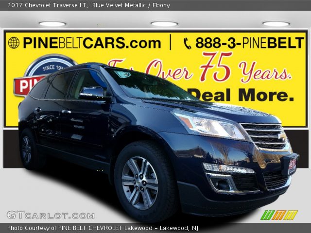 2017 Chevrolet Traverse LT in Blue Velvet Metallic