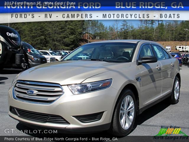 2017 Ford Taurus SE in White Gold