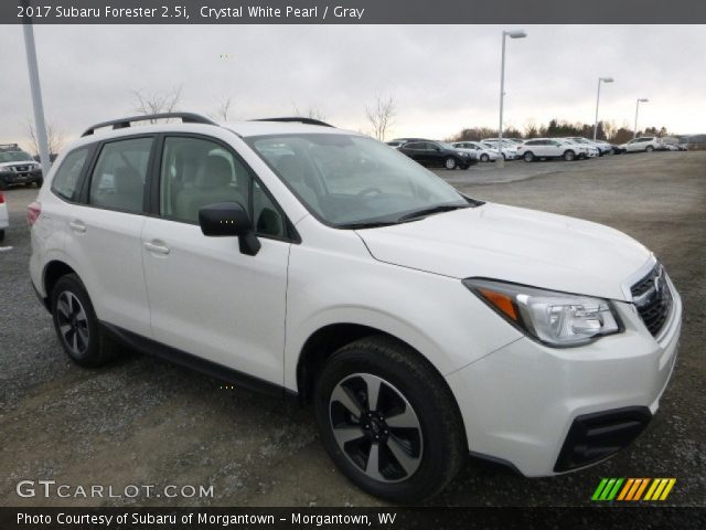 2017 Subaru Forester 2.5i in Crystal White Pearl