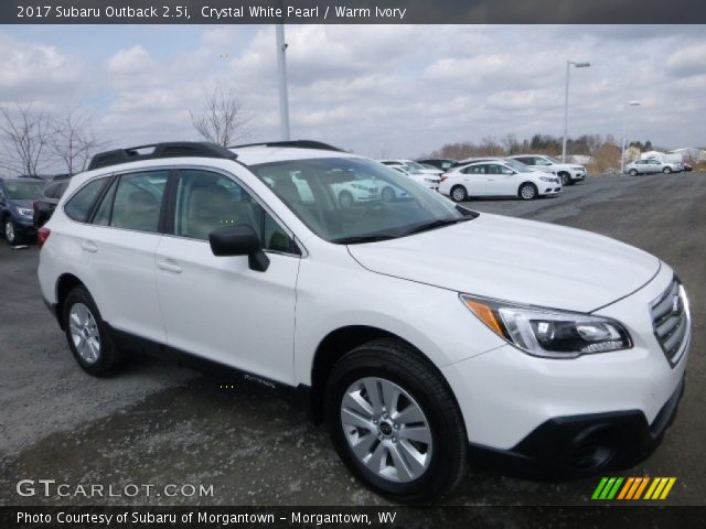 2017 Subaru Outback 2.5i in Crystal White Pearl