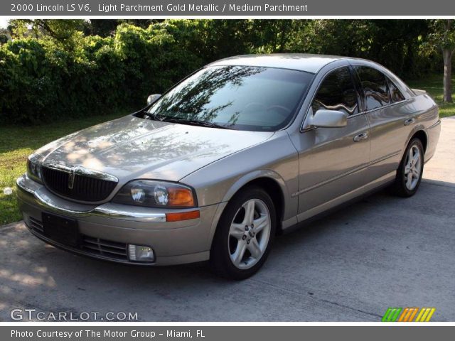 2000 Lincoln LS V6 in Light Parchment Gold Metallic